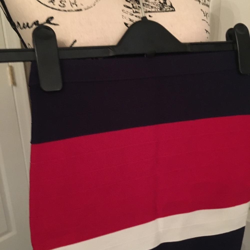 Marciano mini bodycon skirt. New w/o tags Y2K style stripe nautical Americana - Picture 4 of 7